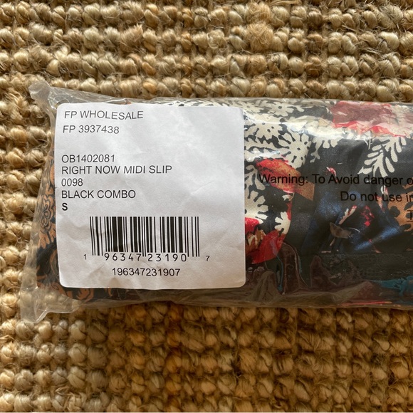 SOLD❗️Free People Right Now Midi Slip✨Brand New✨ - Picture 9 of 10